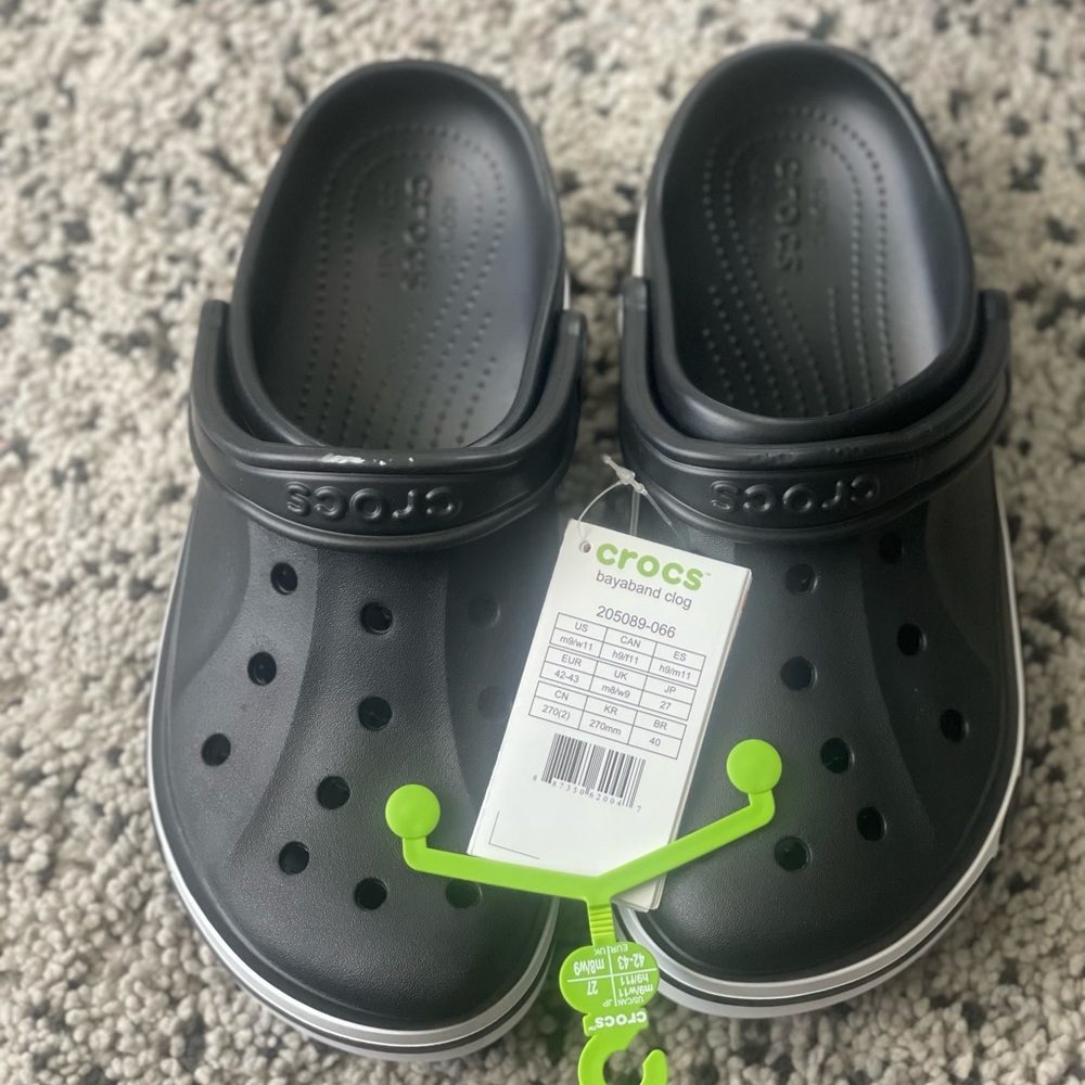 CROCS - Picture 1 of 4